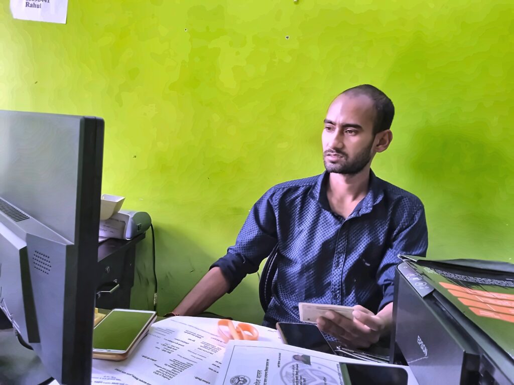 दिमाग में ठंडक, कीबोर्ड-माउस पर महारत : यूपी की हर सरकारी सेवा का एक ही समाधान, राहुल कुमार